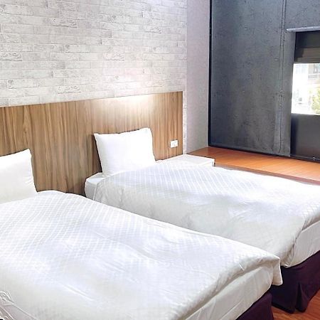 Lan Yin Tie Dao Hotel Тайнань Экстерьер фото