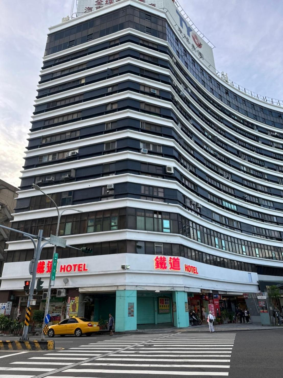 Lan Yin Tie Dao Hotel Тайнань Экстерьер фото
